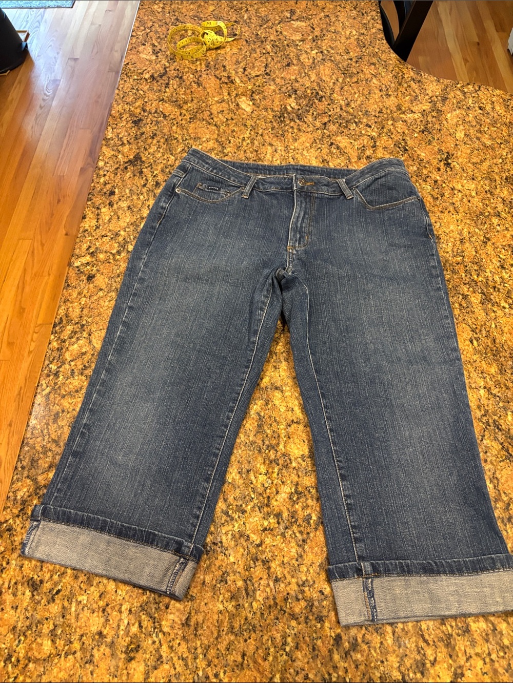 Lee Rider’s Women's Dark Blue Denim Crop Jeans